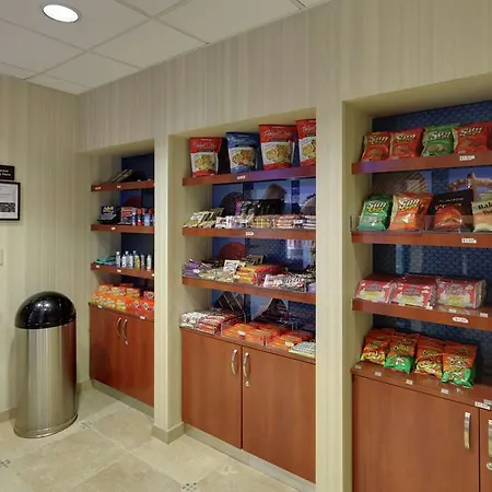 Hampton Inn & Suites Sherman Oaks 
