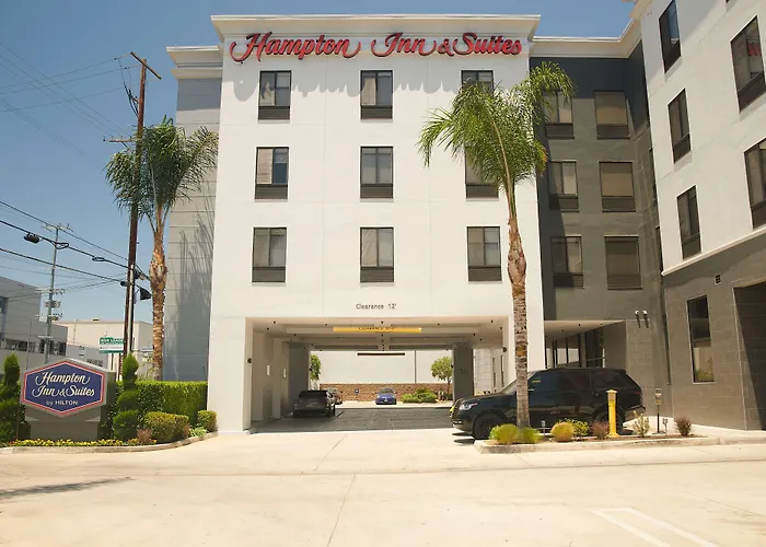 Hampton Inn & Suites Los Angeles/Sherman Oaks