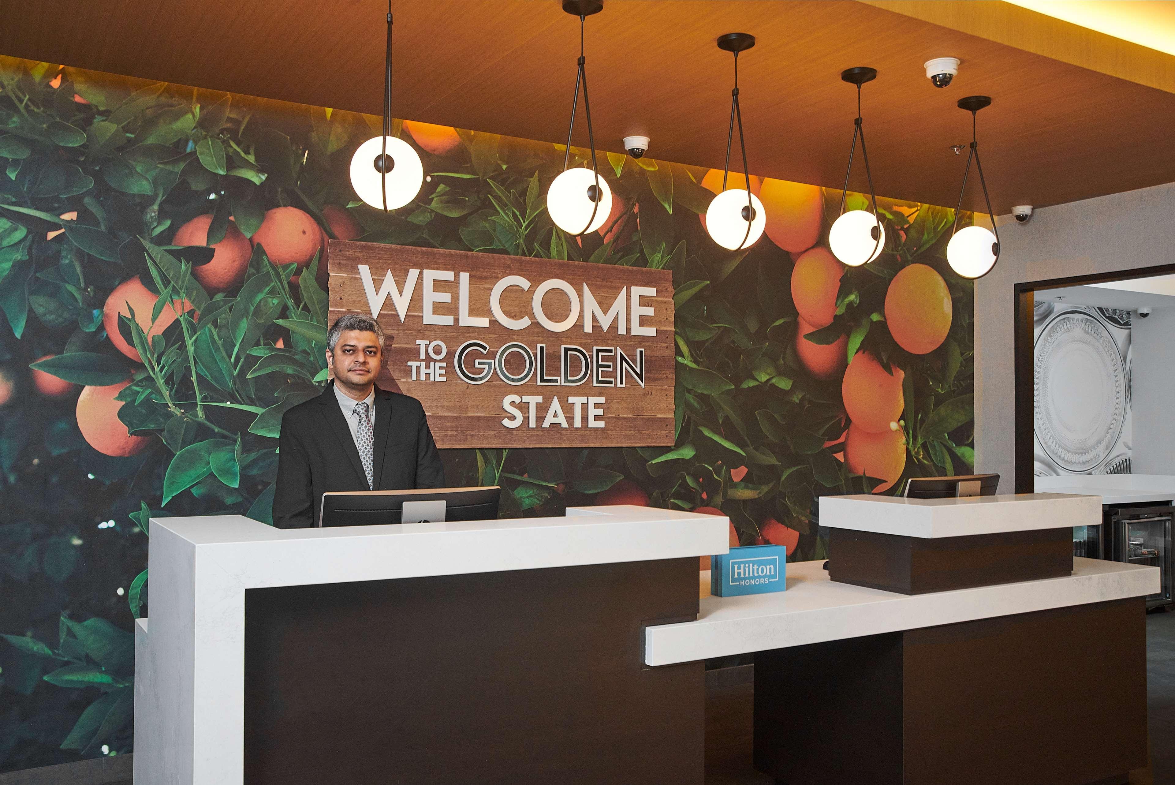Hotel Hampton & Sherman Oaks 3*