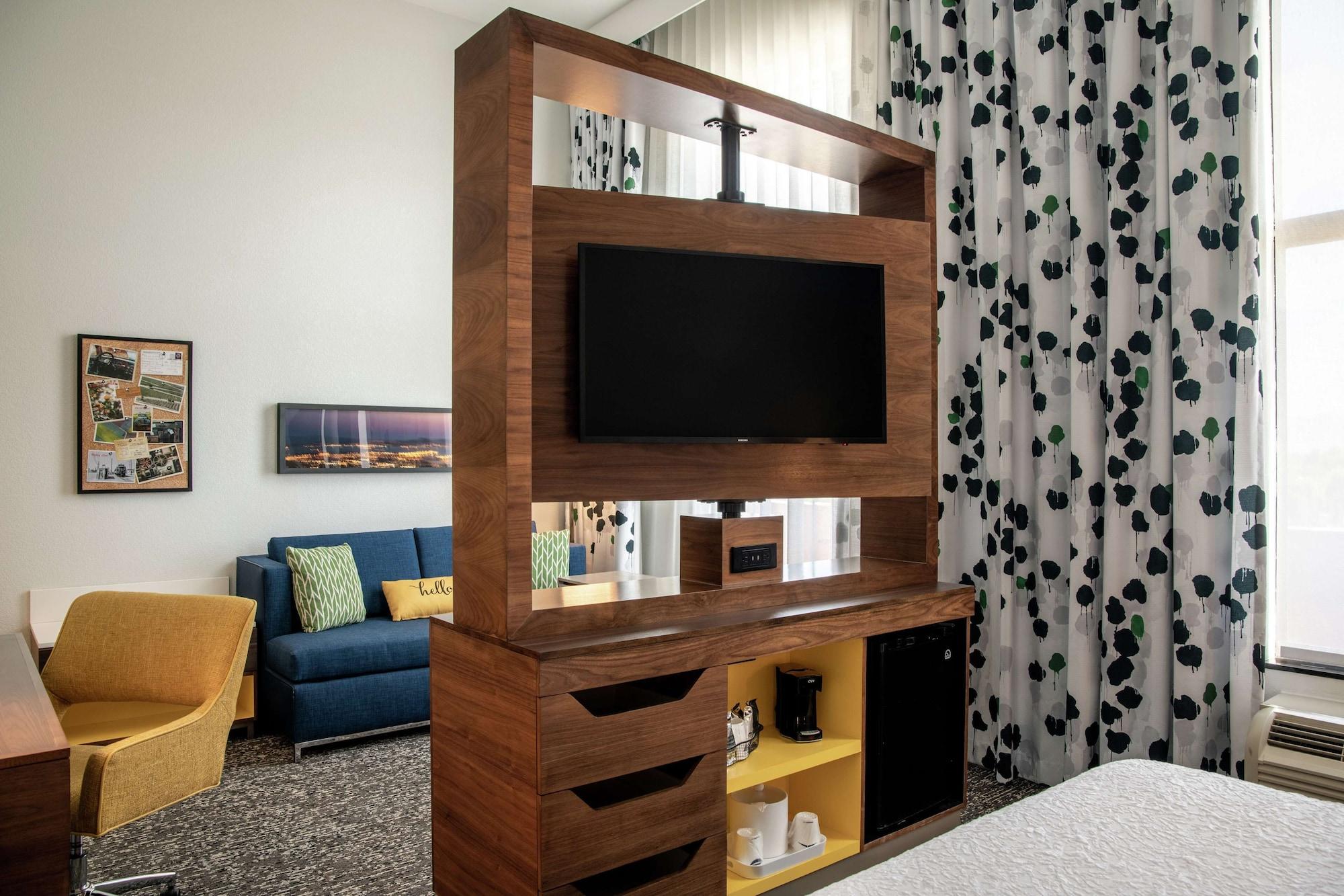 Hotel Hampton & Sherman Oaks 3*