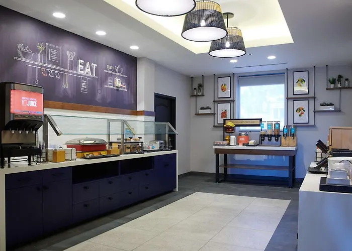 Hampton Inn & Suites Sherman Oaks