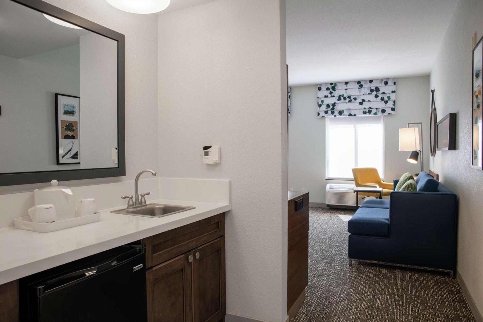 Hampton & Sherman Oaks Hotel Los Angeles