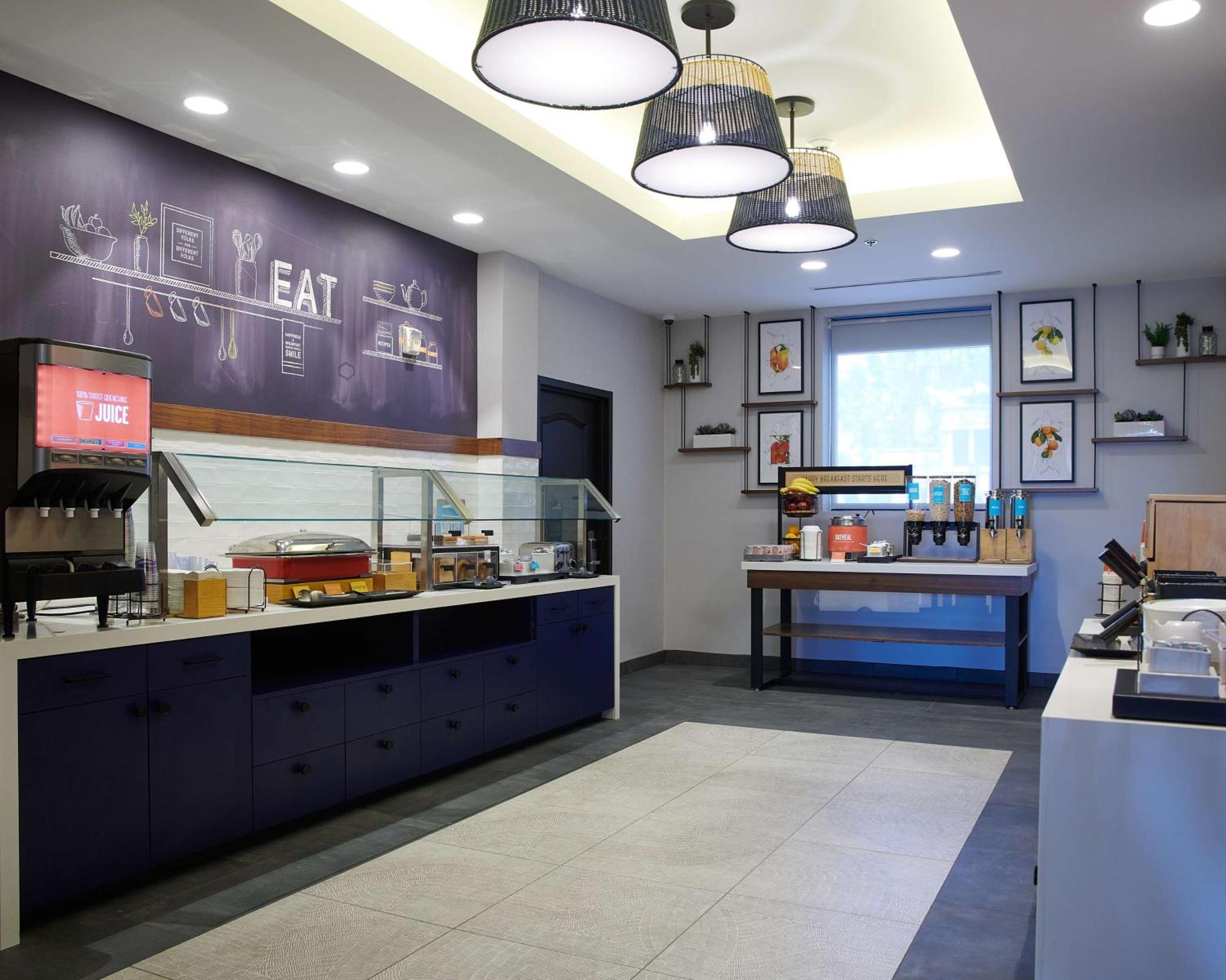 Hampton & Sherman Oaks Hotel Los Angeles