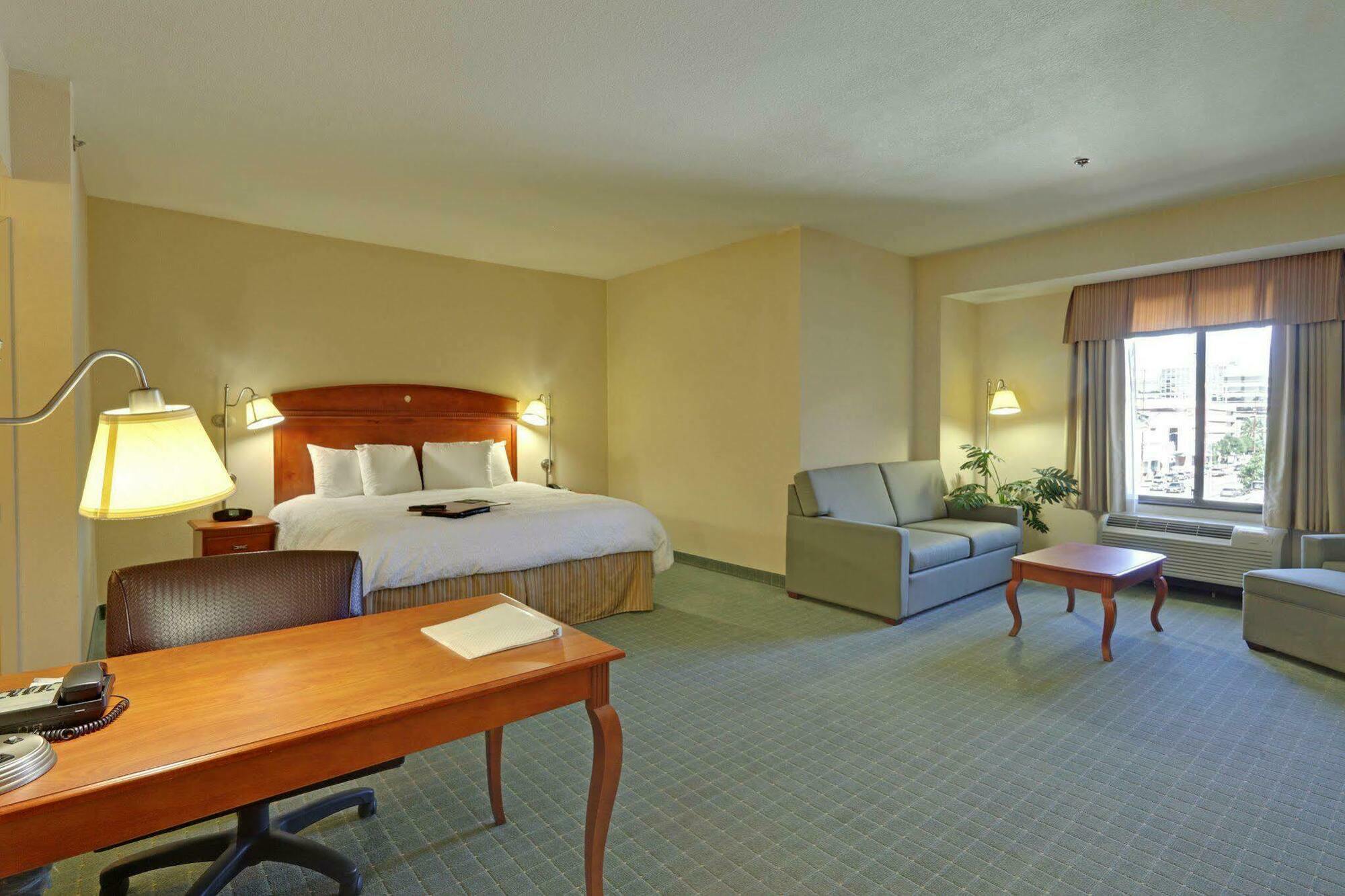 Hampton & Sherman Oaks 3* Los Angeles